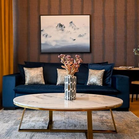 One Verdi Park Exclusive Apartments - Panoramic View & Private Parking Бухарест Экстерьер фото